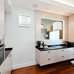 아파트 Diamonds Luxury Old Town