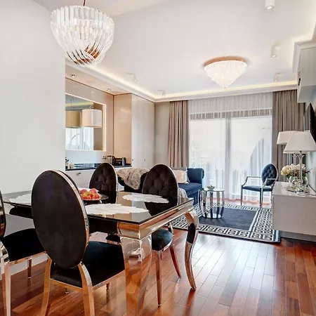 Diamonds Luxury Old Town Apartment Krakow