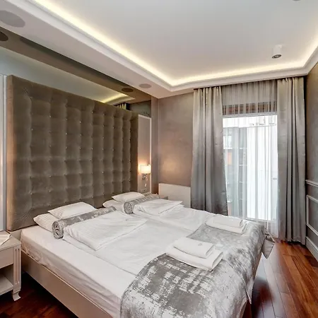 Diamonds Luxury Old Town Apartment Krakow