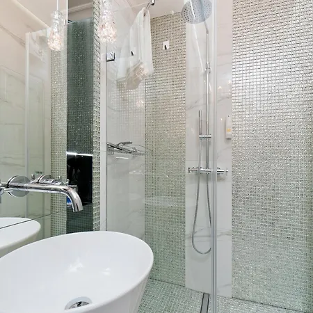 Diamonds Luxury Old Town Apartment *