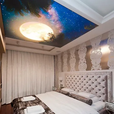 Diamonds Luxury Old Town Apartment