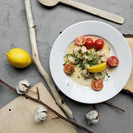 Diamonds Luxury Old Town